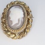 Brosa din Aur Galben 18k 750%  Franta